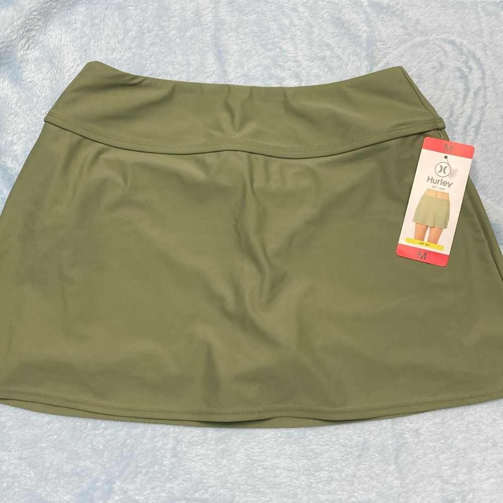 NWT Hurley Olive Green Active Skort Med UPF50+